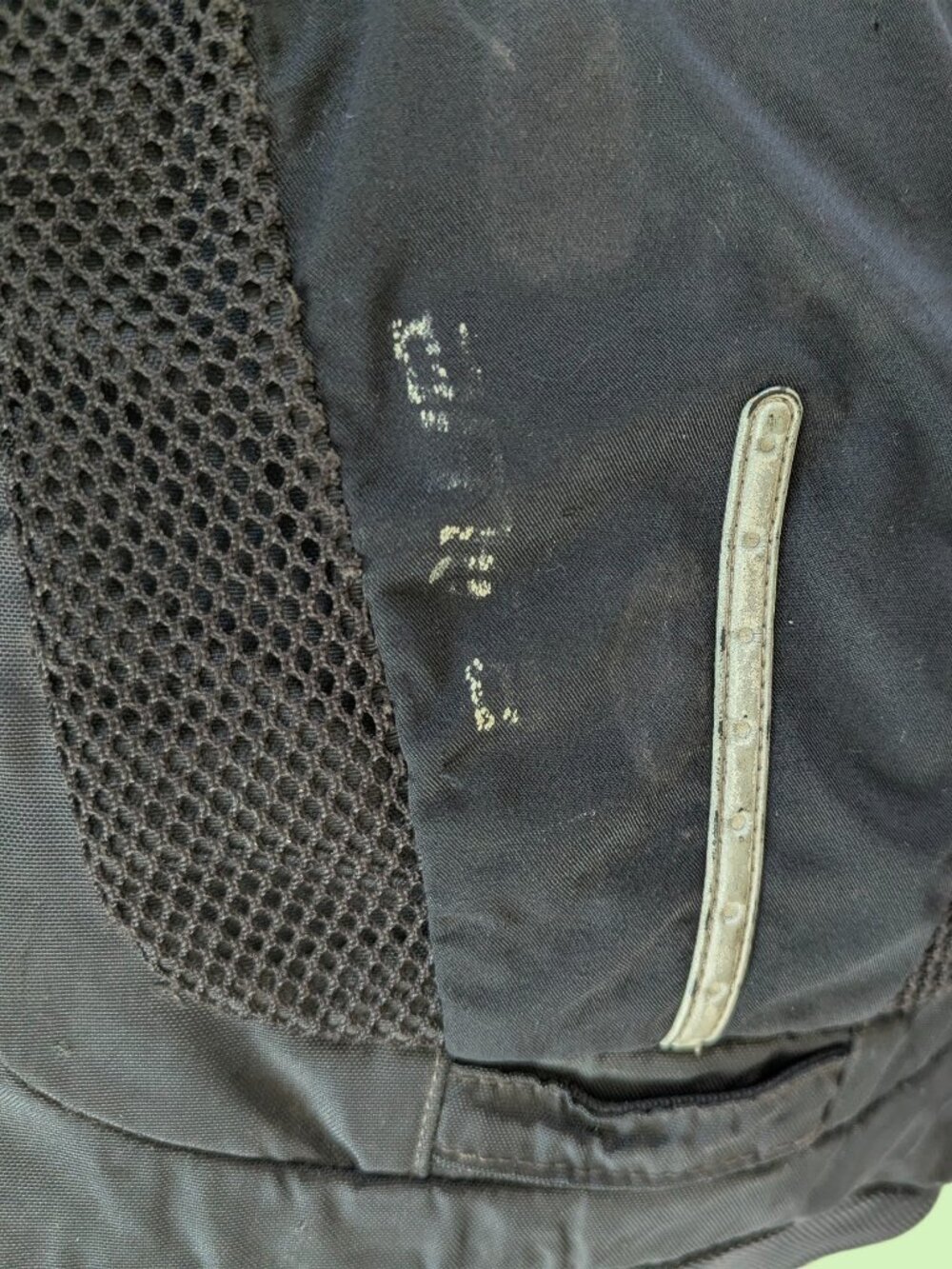 Used The North Face RECON Backpack Black - Picture 6 of 14